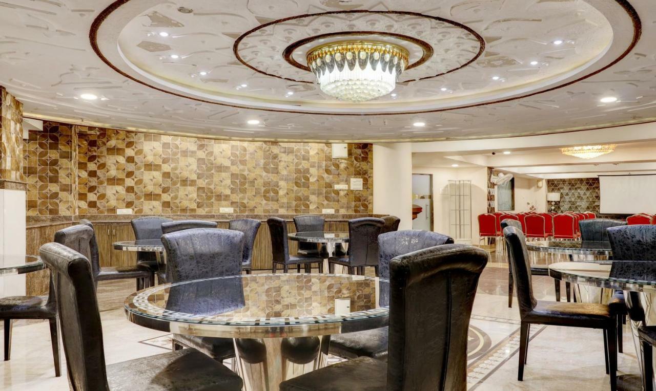 Treebo Trend Orient Grand Hotel