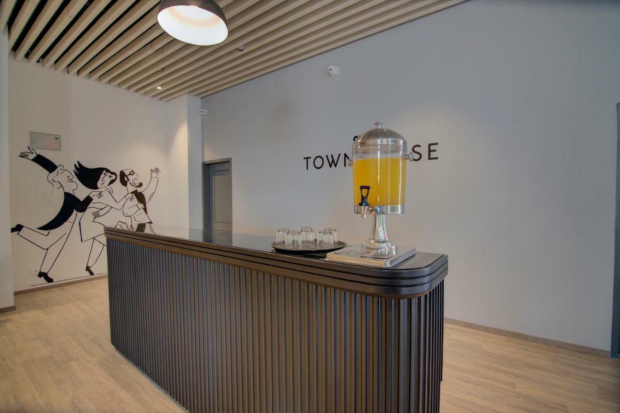 Oyo Townhouse 146 Vijay Talkies 3*