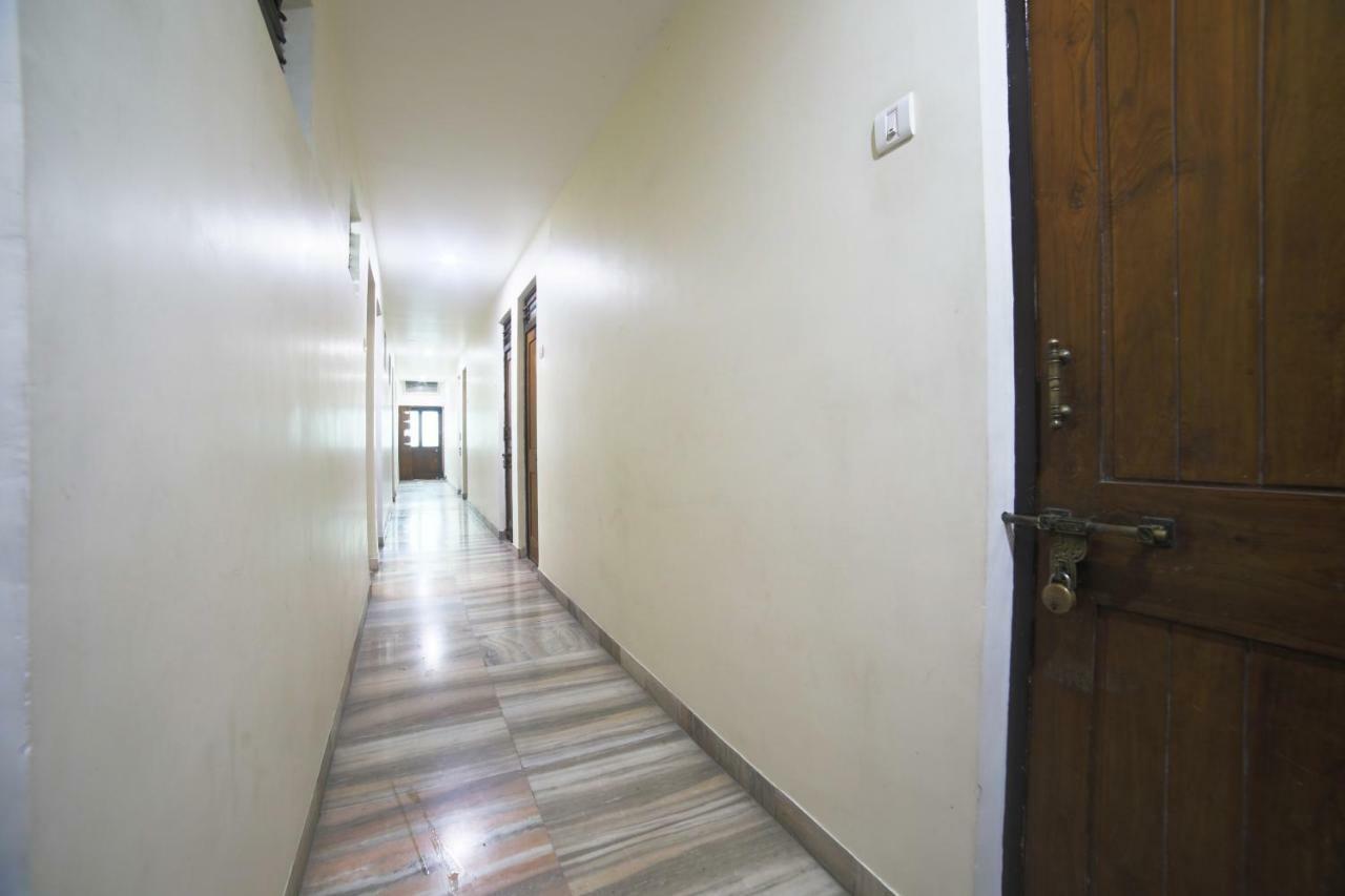 Oyo 46697 Gopi Nagpur
