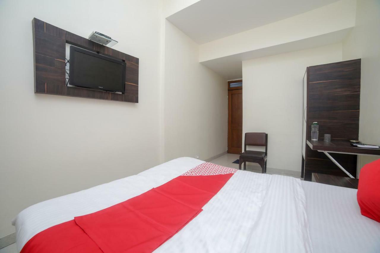 Oyo 46697 Gopi Hotel 3*