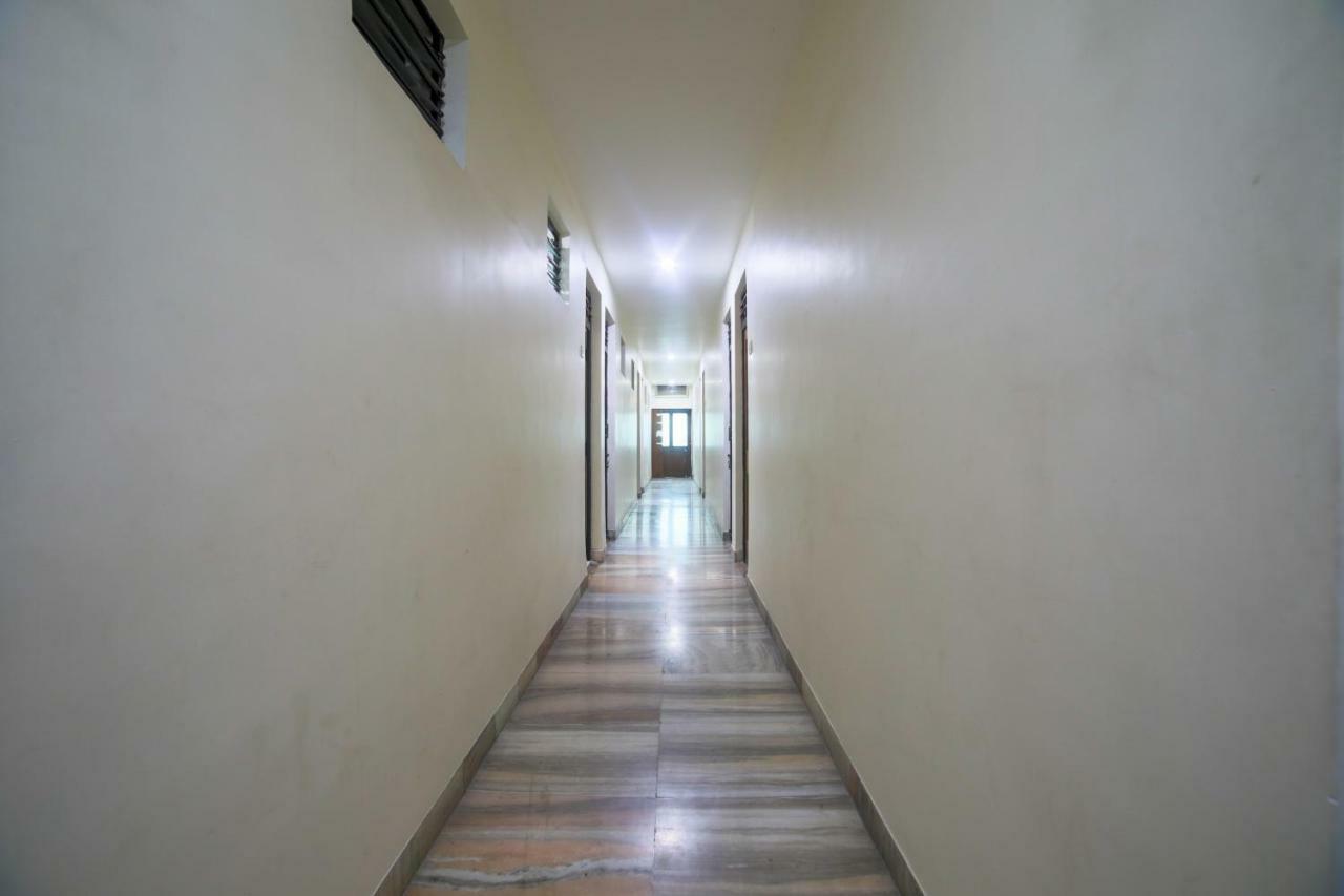 Oyo 46697 Gopi Nagpur