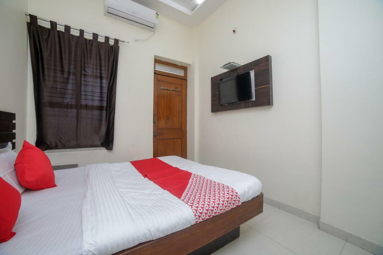 Oyo 46697 Gopi Hotel 3*