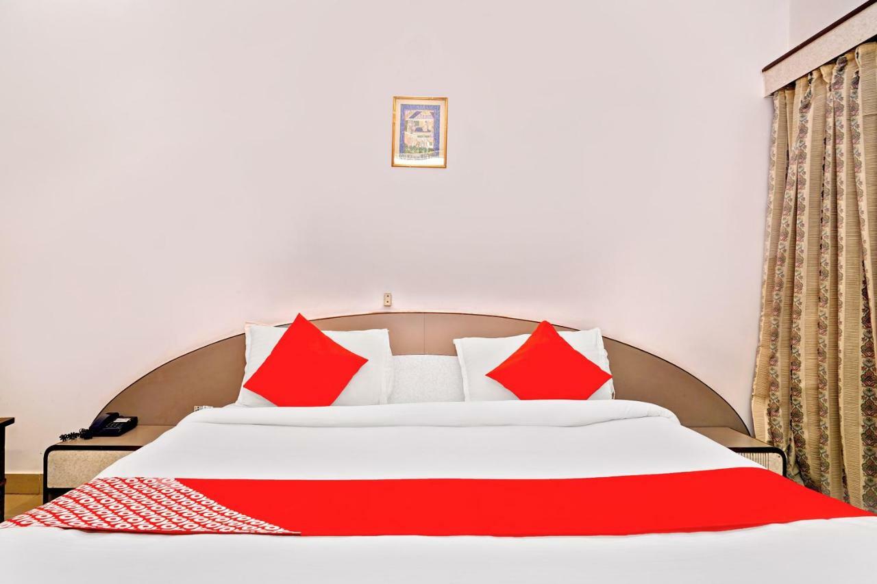 Oyo Flagship 14469 Darshan Tower Gitanjali Hotel Nagpur
