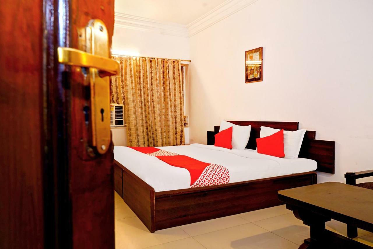 Oyo Flagship 14469 Darshan Tower Gitanjali 3* Nagpur