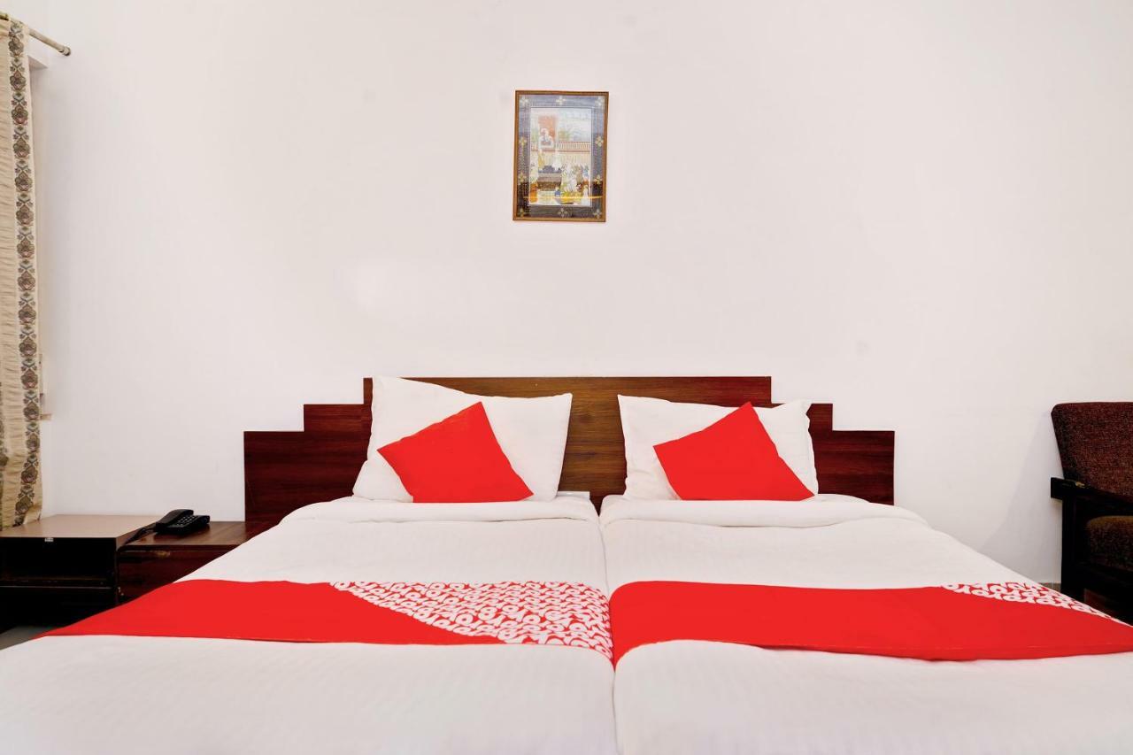 Oyo Flagship 14469 Darshan Tower Gitanjali Hotel