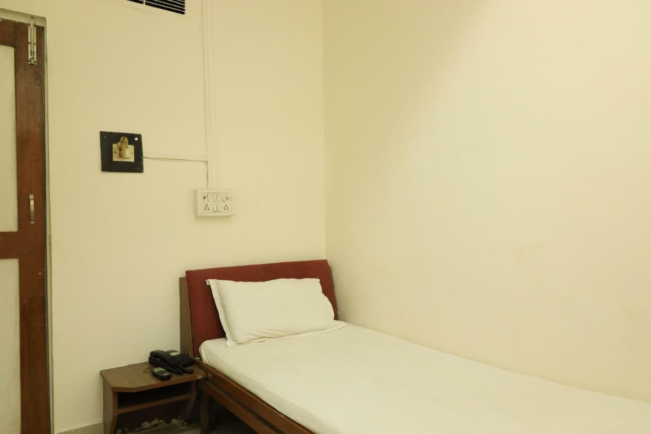 Spot On 39820 Shree Vaibhav Saver 3* Nagpur