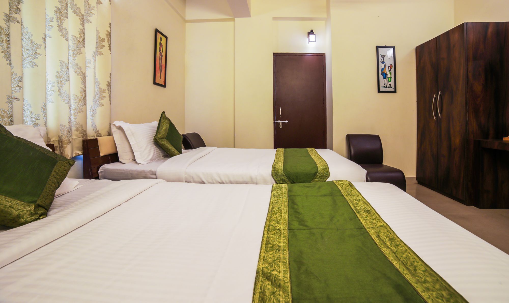 Treebo Ivory House Hotel