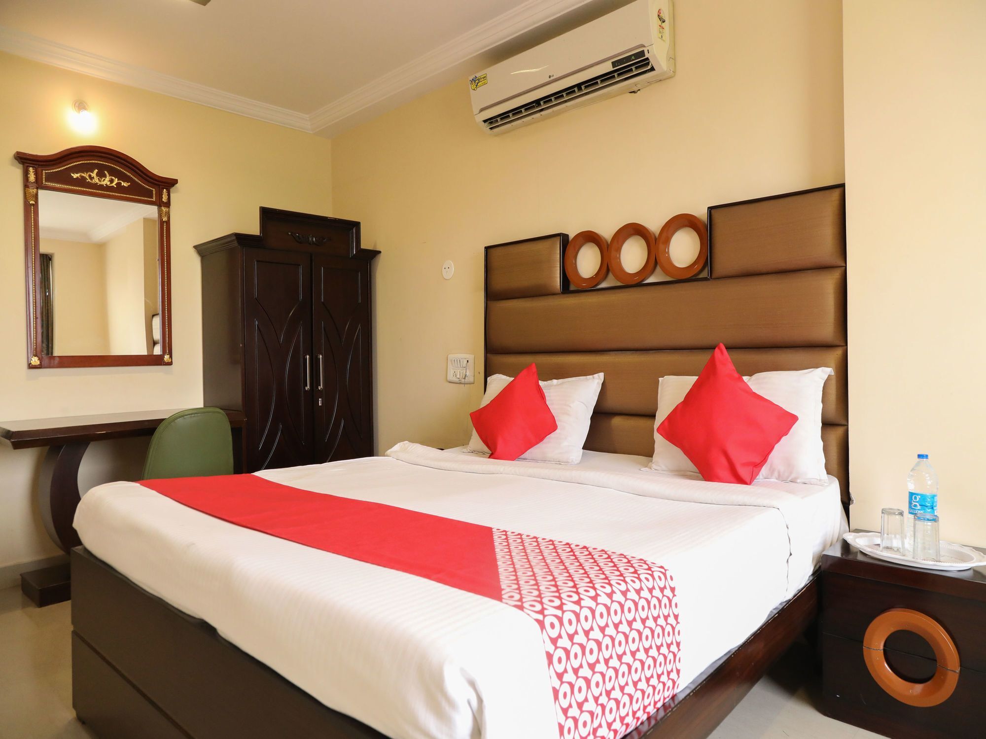 Oyo Flagship 072 Hotel Orient Inn Hotel