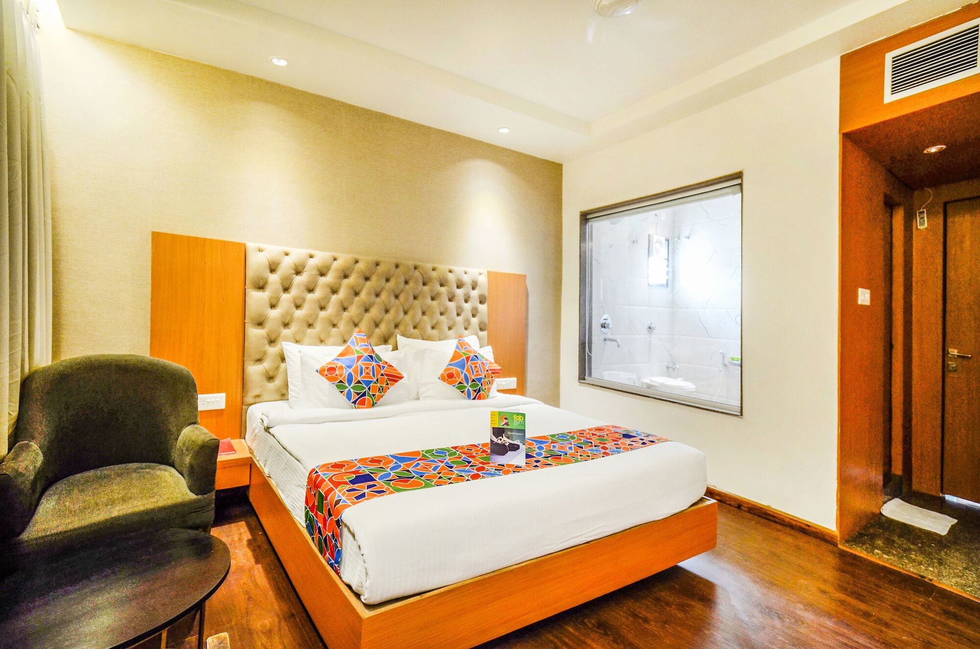 Fabhotel Yatri