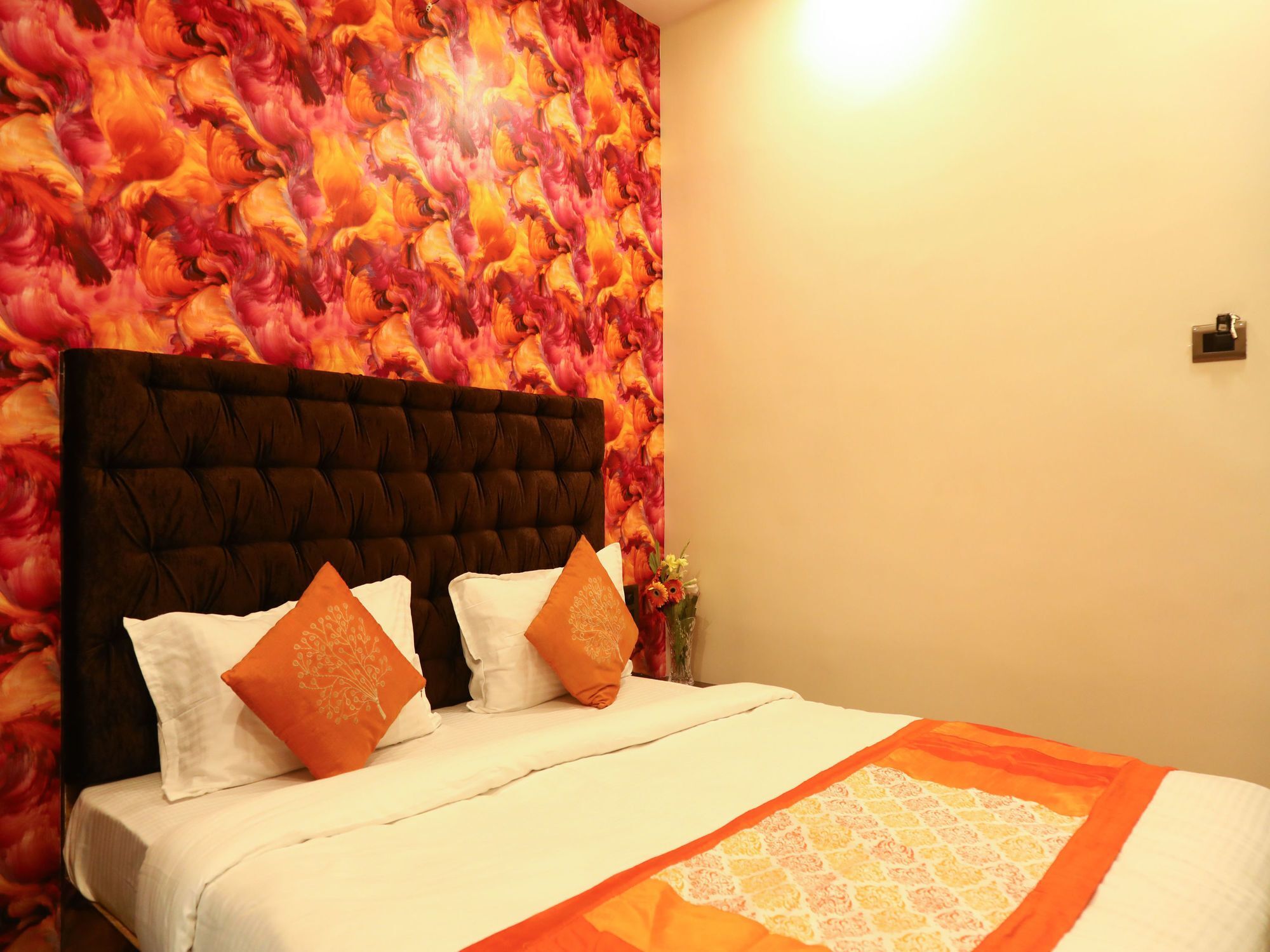 Hotel Oyo 10781 Parashar Legacy