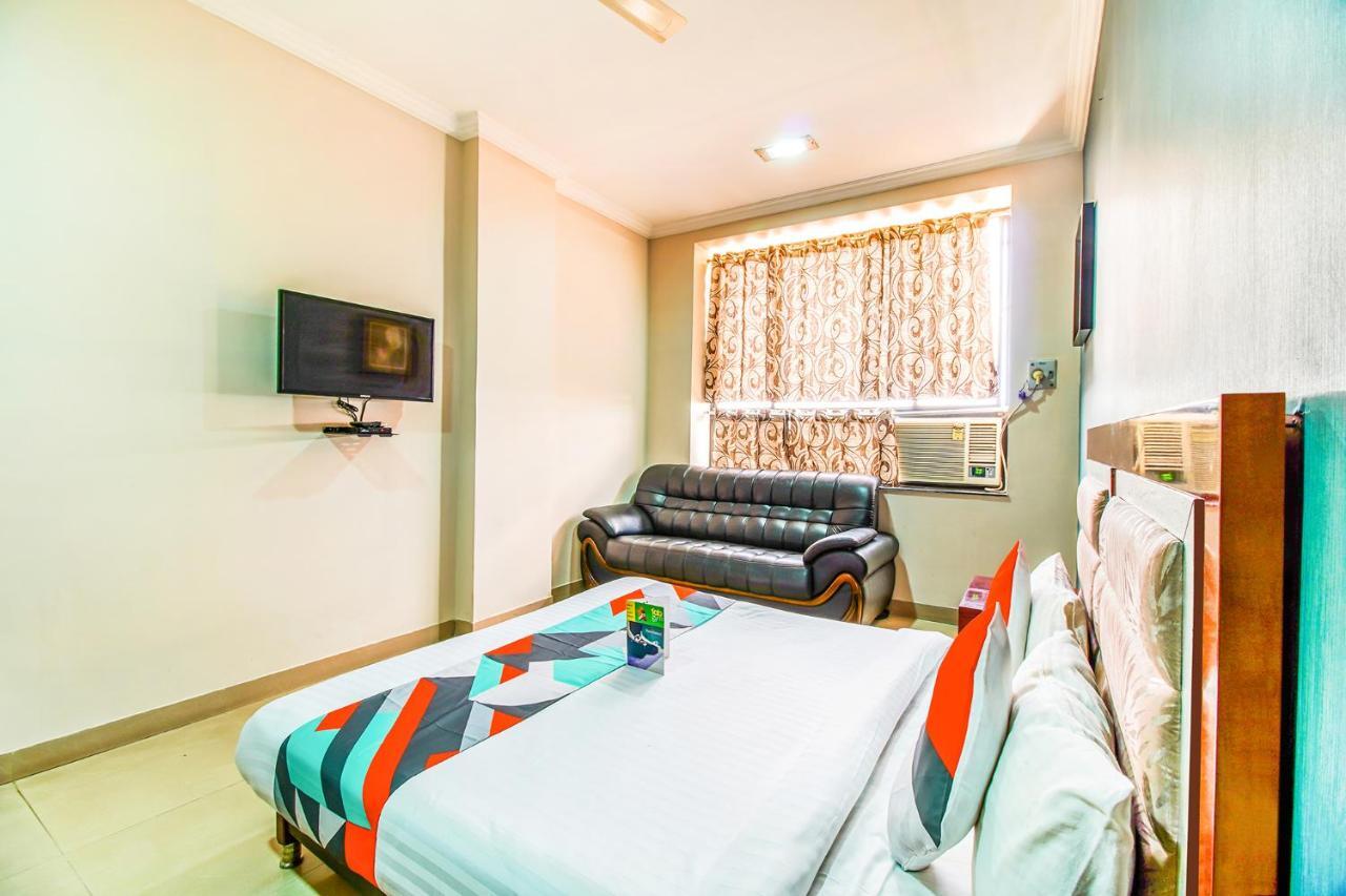 Hotel Fabexpress Orient Palace