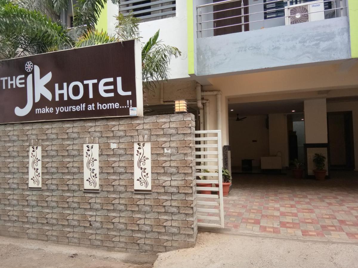 Jk 126 Parashar Legacy - Opp Railway Station 2* Nagpur