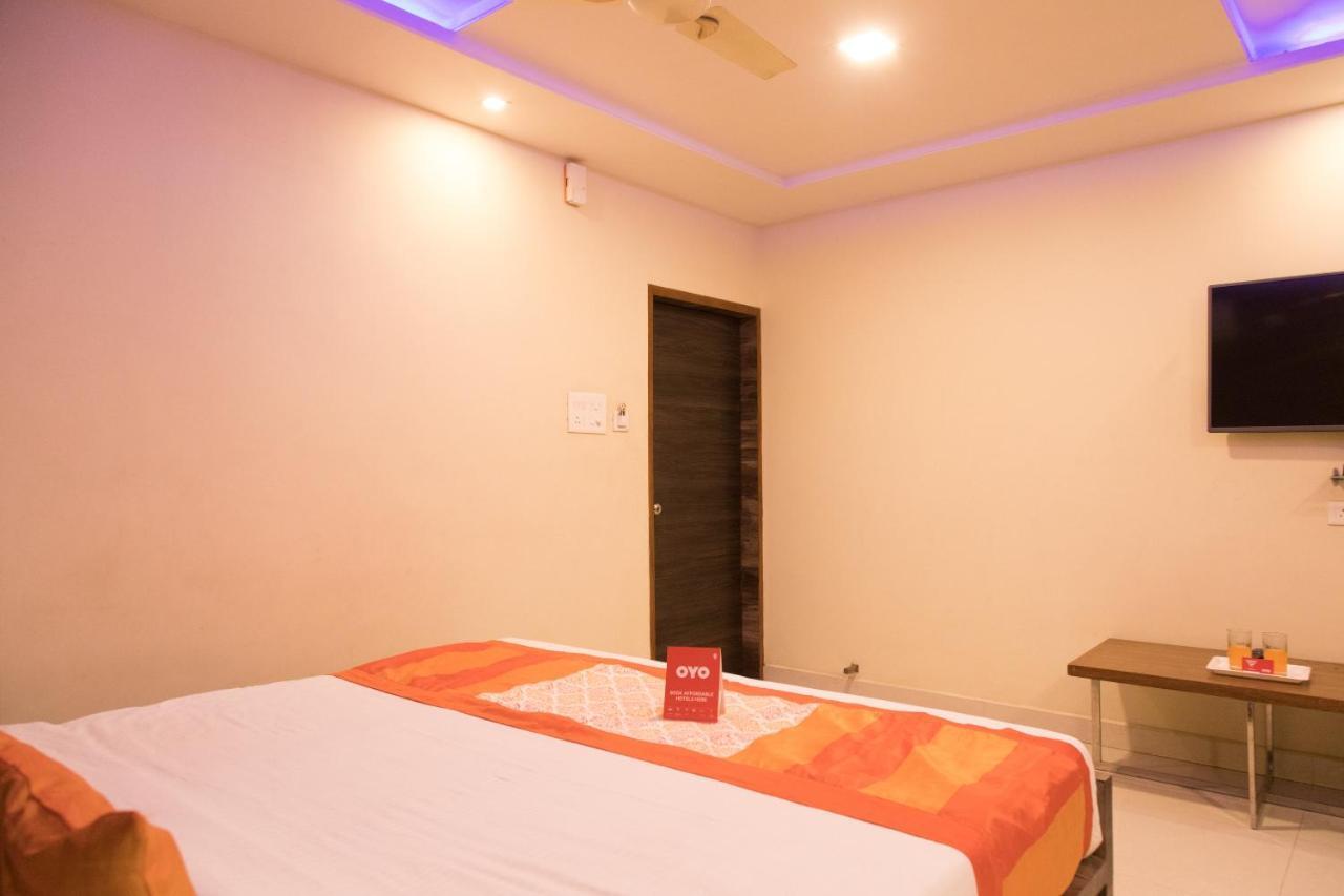 Hotel Oyo 10365 Rr Nagpur
