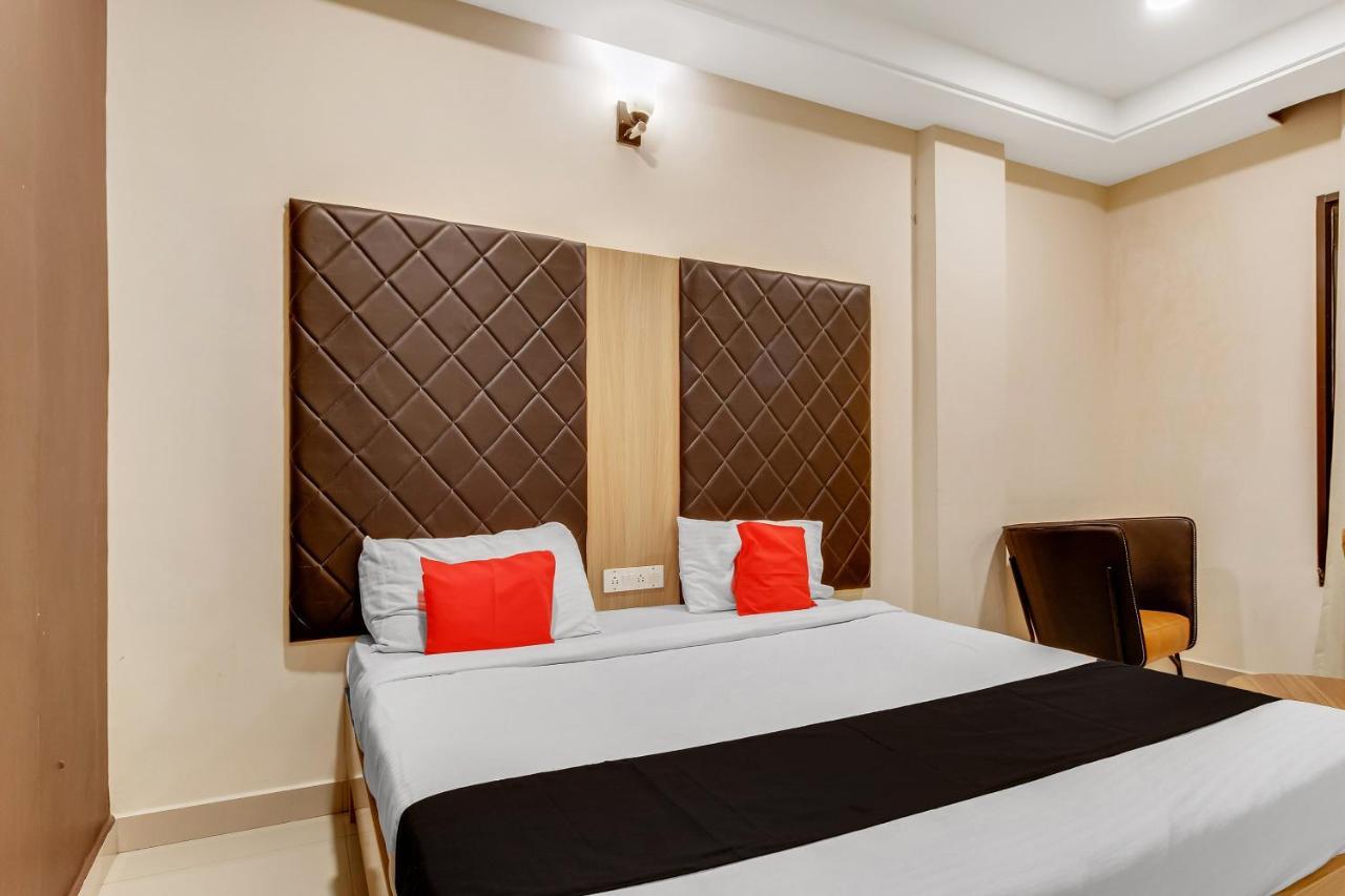 Capital O 19666 Solitaire Hotel Nagpur