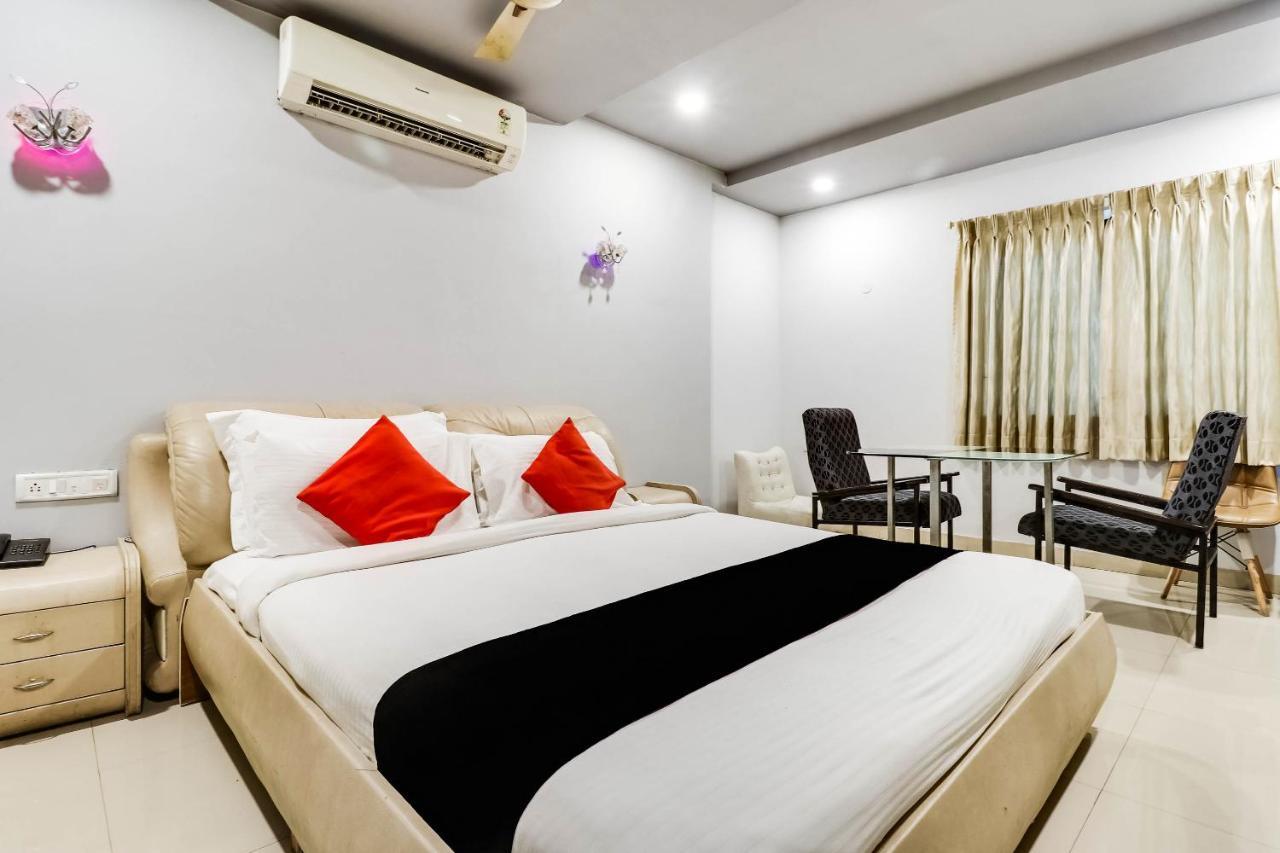 Oyo 1106 Orient Star Nagpur