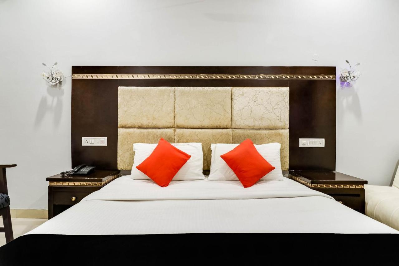 Oyo 1106 Orient Star Hotel Nagpur