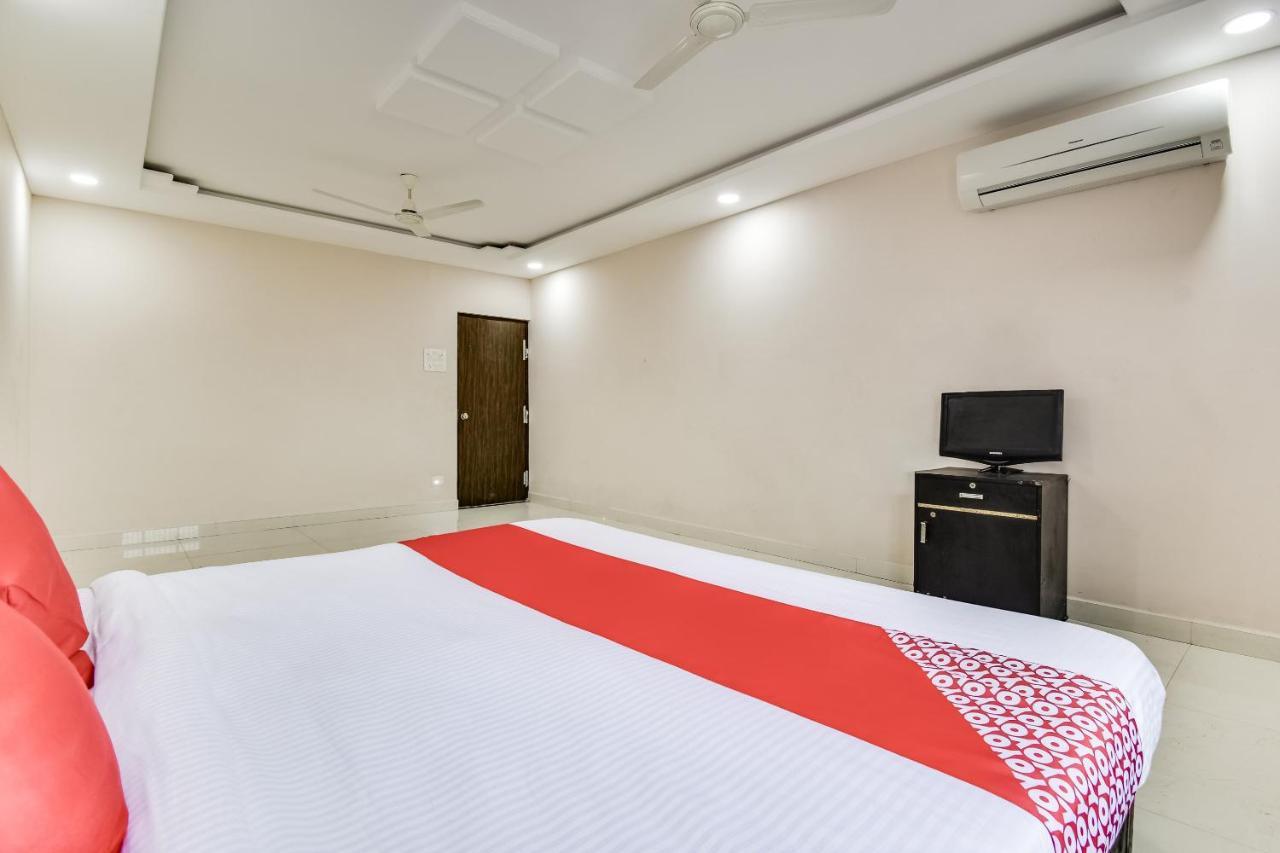 Hotel Oyo 69873 Fld 3*