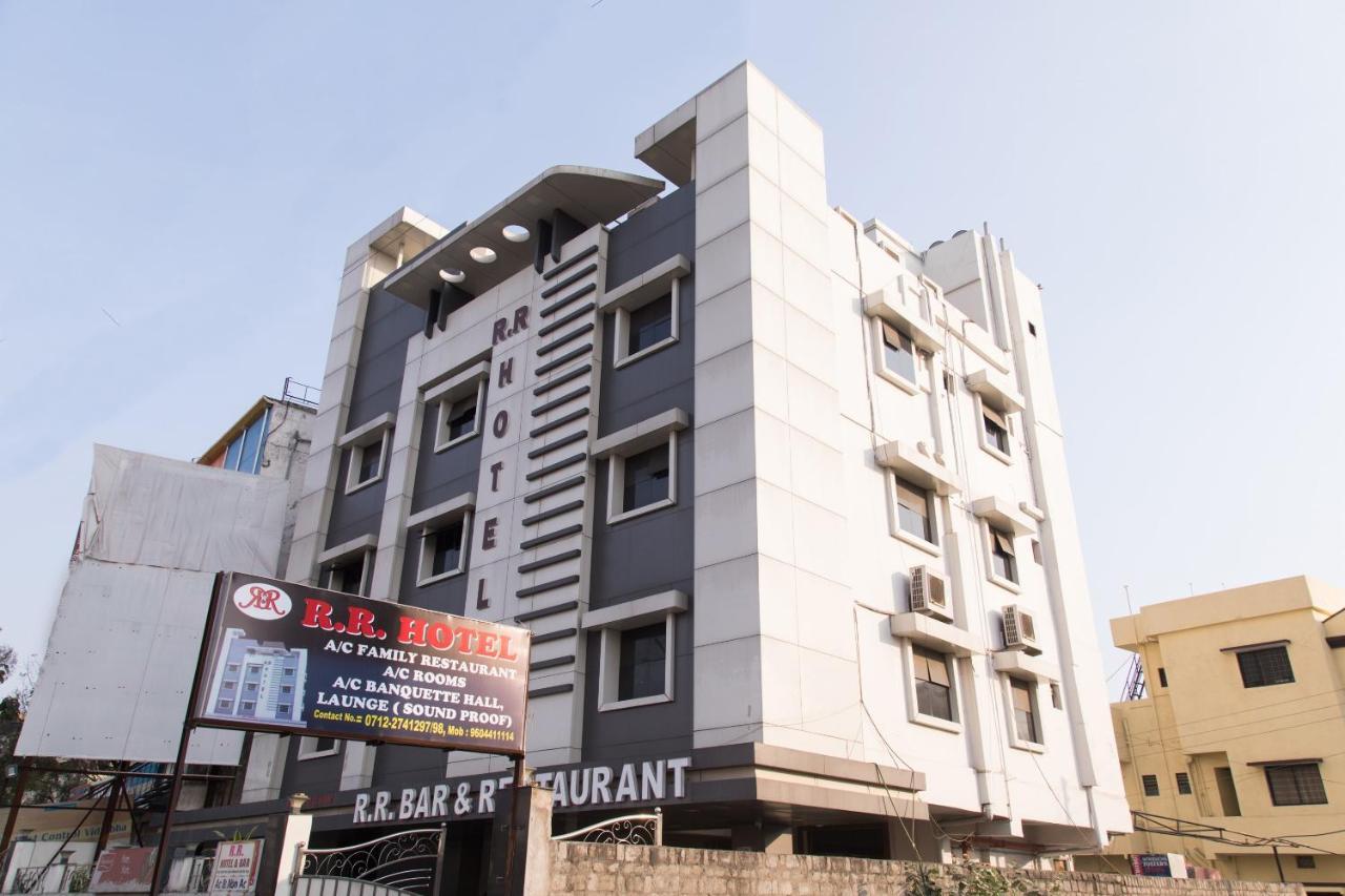 Hotel Oyo 10365 Rr Nagpur